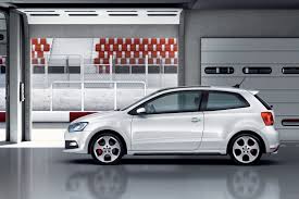 2012 Volkswagen GTI Photo Gallery-s-10