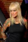 http://upload.wikimedia.org/wikipedia/commons/9/99/Janine_Lindemulder_2010.jpg