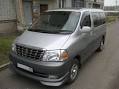 2000 Toyota Granvia Pictures