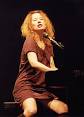 http://upload.wikimedia.org/wikipedia/commons/thumb/a/a1/Tori_Amos_piano.jpg/220px-Tori_Amos_piano.jpg