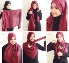 Cara Memakai Jilbab Segi Empat Kreasi