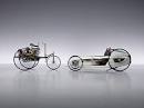 Mercedes-Benz F-CELL Roadster Throws It Clear Back To 1886