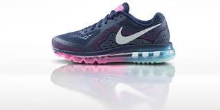 Brand: Nike Mempersembahkan Sepatu Lari Terbaru | Vemale.com