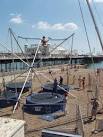 Trampoline with assisted - via Daymix