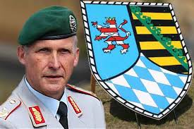 Am ersten Arbeitstag in Leipzig schlossen sich dann Brigadegeneral Klaus von Heimendahl, der Stellvertreter von Generalmajor ...
