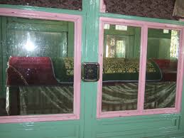 roza bal grave