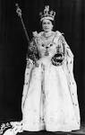 60 Years of Her Majesty's Style Queen Elizabeth II of England 1953 ...