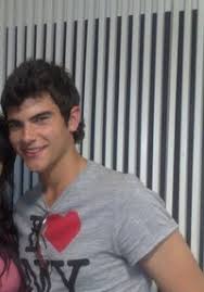 fotos de diego!!! Images?q=tbn:ANd9GcROyutrKpz9IMcWdIdxmgoen5TxZTi_ymuLDNou8FBlwgHShLku