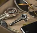 http://blog.tmcnet.com/blog/tom-keating/images/plantronics-discovery-925-bluetooth-earpiece4.jpg