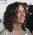 File:Sara Gilbert.jpg