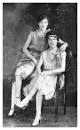 1920s Photographs Flapper fashion - Pictures of Flappers in Day Dress