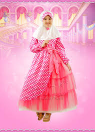 Gamis Anak Fashion Show Motif Love Aplikasi Tulle Bertingkat ...