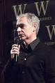 http://upload.wikimedia.org/wikipedia/commons/thumb/5/5c/Eoin_Colfer.jpg/220px-Eoin_Colfer.jpg