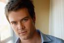 Photo Gallery: <b>Josh Duhamel</b> gives back to his