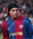 http://upload.wikimedia.org/wikipedia/commons/7/79/Ronaldinho_11feb2007.jpg