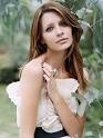 Mischa Barton Picture 2