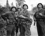 File:Four US-Soldiers watching allied bombardement.jpg - Wikimedia ...