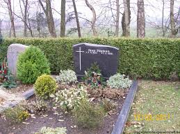 Grab von Ihno Hanken (05.06.1933-01.11.1988), Friedhof Filsum ...
