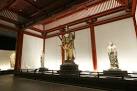 国宝 不空羂索観音立像、右