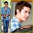 Zac Efron: Shave & A Hair Cut