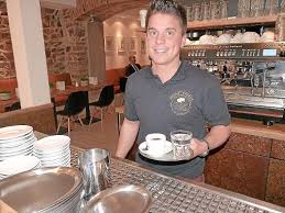 Inhaber ist der Restaurantmeister Klaus Fehrenbach. \u0026quot;Bei uns gibt es auch ein besonderes Kaffeehausbrot vom Bäcker Beha in drei Variationen\u0026quot;, ...