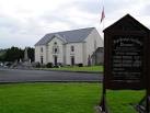 mainstream Presbyterianism - this church building was built in 1800. - via Daymix