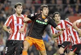 Dealbert pide paso