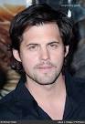 http://www.exposay.com/celebrity-photos/kristoffer-polaha-clash-titans-los-angeles-J7bklO.jpg