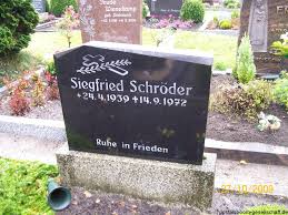 Grab von Siegfried Schröder (24.04.1939-14.09.1972), Friedhof ... - mu110