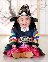 korean haristyle and hanbok Images?q=tbn:ANd9GcRhVVLocuqEEDjyhBqZ3kneUjEmH1afVcPrQaz0qpRPTDIvzdILgg