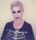lead singer, Wendy James,