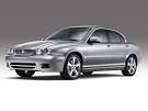 voiture dans un champ