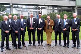 Referenten und Gastgeber beim Wiesbadener Baustofftechniktag 2010 (von links): Dr. Reinhard Winzer, Martin Oser, Jürgen Ostrowsky-Gehri, Rüdiger Körner, ... - 1729-dyckerhoff