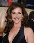 Peri Gilpin Pictures