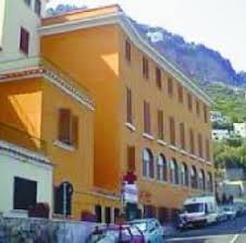 All’ospedale di Ravello salvate due persone