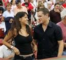 http://images.indyposted.com/wp-content/uploads/2010/04/Matt-Damon-and-Luciana1.jpg