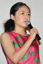 『蝉柄ワンピで登場した井上真央
