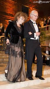 Le roi Carl XVI Gustav de Suède et Claudine Haroche lors du dîner ... - 1001468-le-roi-carl-gustav-et-le-professeur-620x0-1