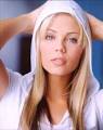 Laura Vandervoort (born