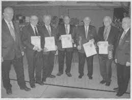 Karl Wörz, Kurt Weida, 50 Jahre Mitglied. Hans Schöll, Georg Huber, Otto Streibich und Alfred Ringhofer, Ehrenmitglied. Gerhard Nägele
