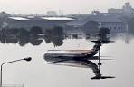 Thailand floods  Bangkok Don Mueang Airport pictures show extent
