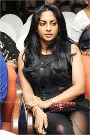 Sreya Reddy, wife of leading producer Vikram Reddy, of GK Corporation and sister-in-law of Vishal has been upset by the behaviour of director Boopathy ... - kefl9gejeeg