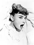 http://images2.fanpop.com/images/photos/7900000/Audrey-audrey-hepburn-7952150-966-1280.jpg