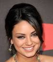 The Black Swan hottie wore a short black dress by Nina Rici on the red ... - Mila-Kunis-hairstyle-makeup-2011-Critics-Choice-Awards