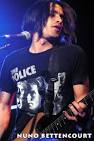 http://1.bp.blogspot.com/_31zrqCM-FxE/S8ysA3EvcvI/AAAAAAAAABw/xkDEkbOF1ZU/s1600/nuno-bettencourt.jpg