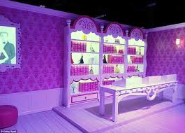 Ragam: Serunya Keceriaan Rumah Barbie Nyata Di Berlin, Main Ke ...
