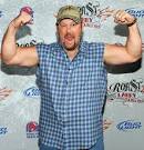 http://www.cmt.com/sitewide/assets/img/news/2009/03_09/larry_the_cable_guy/larry_the_cable_guy_85169018-x600.jpg