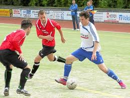 Sendens Torjäger Timo Lemmer (r.) traf gegen Stockum ebenso wenig wie seine VfL. Sendens Torjäger Timo Lemmer (r.) traf gegen Stockum ebenso wenig - svs1g