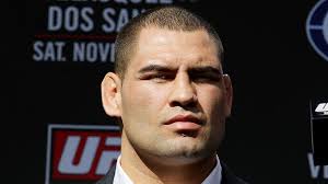 Cain Velasquez Ed Mulholland for ESPN.com If the pressure is getting to UFC heavyweight champion Cain Velasquez, he isn&#39;t letting on. - mma_e_velasquez_b1_576