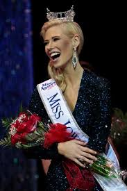 Miss Iowa One Arm: Nicole Kelly, Born Missing Forearm, To Compete ... - nicole-kelly_0